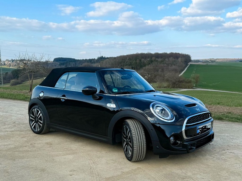 MINI Cabrio