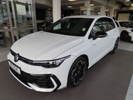 Volkswagen Golf 2025