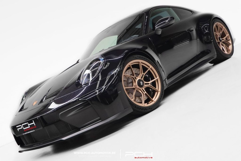 Porsche 992