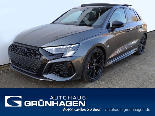 Audi RS3 2024