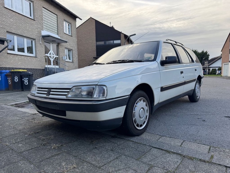 Peugeot 405