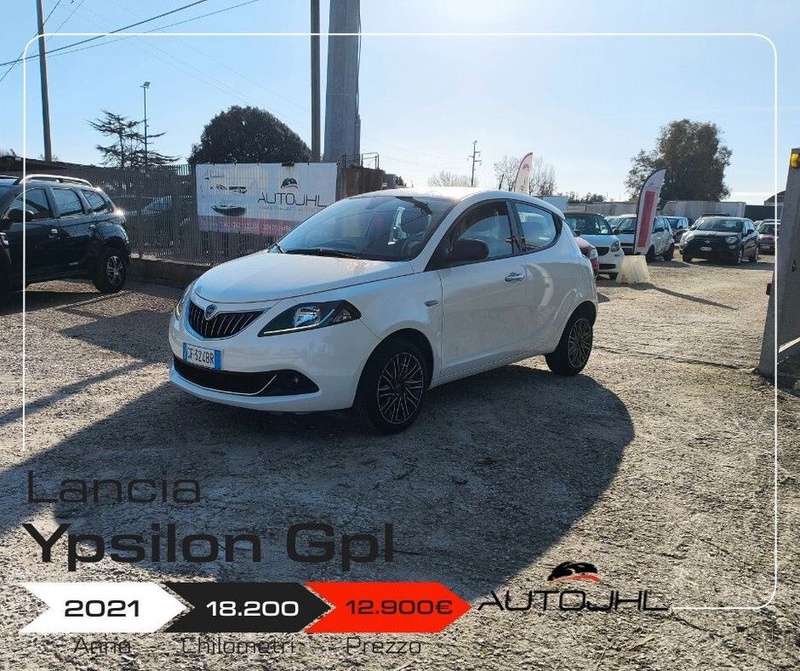 Lancia Ypsilon