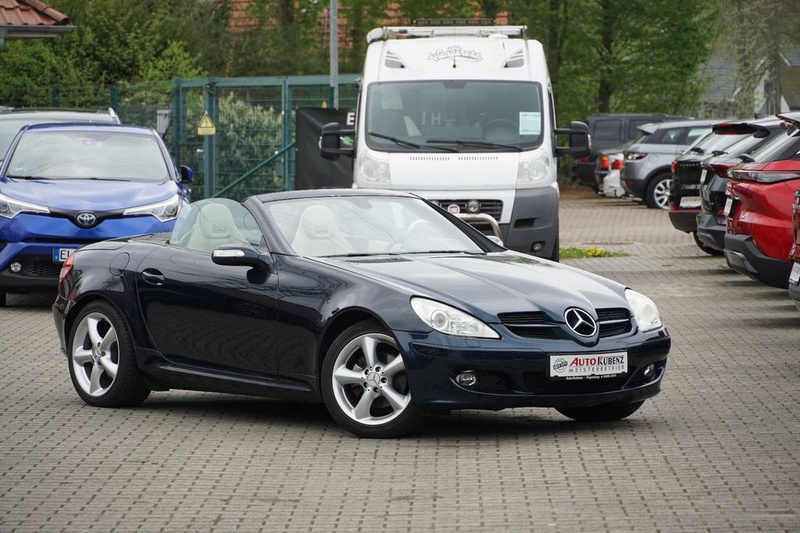 Mercedes-Benz SLK-Class
