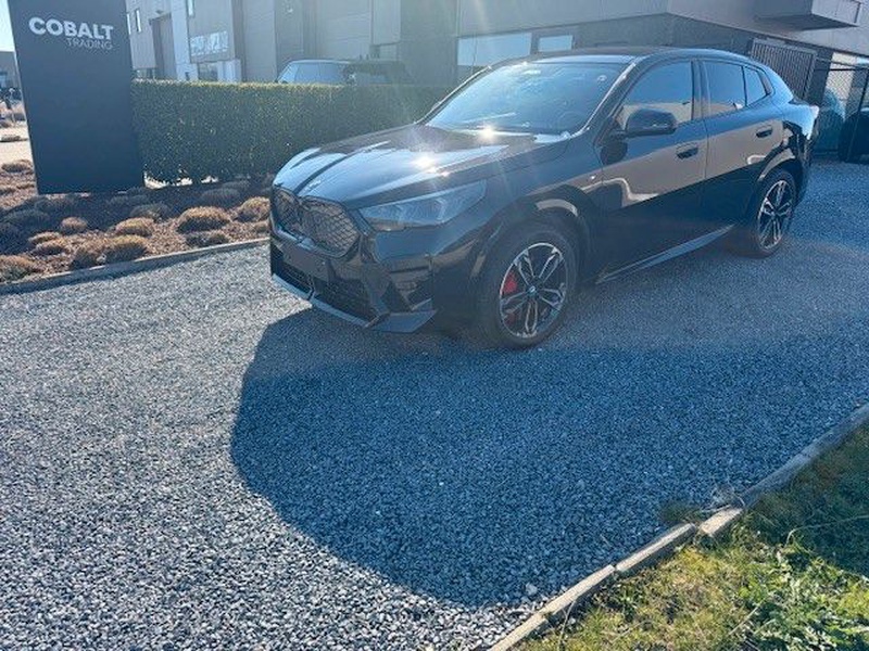 BMW iX2