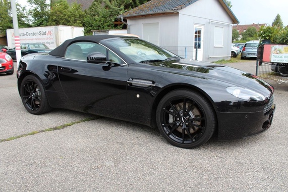 Aston Martin Vantage 2012