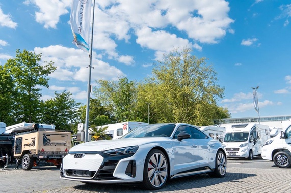 Audi RS e-tron GT 2023