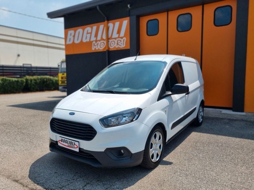 Ford Transit Courier 2022