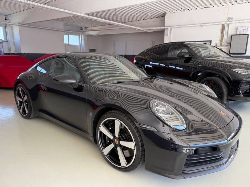 Porsche 992