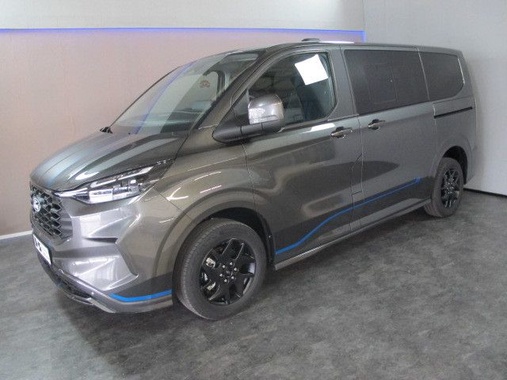 Ford Tourneo Custom 2025