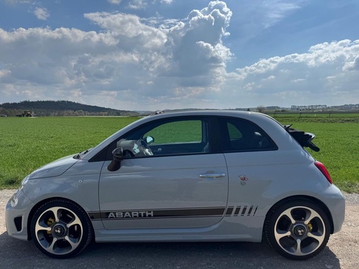 Abarth 595 2022