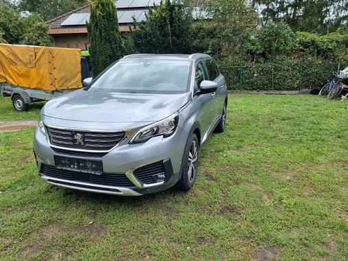 Peugeot 5008 2020