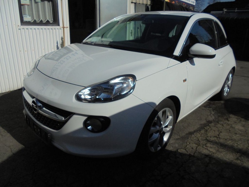 Opel Adam