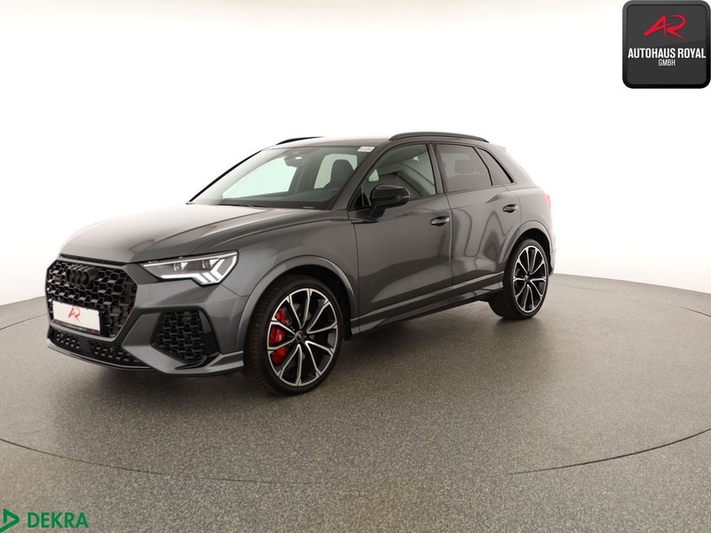 Audi RSQ3