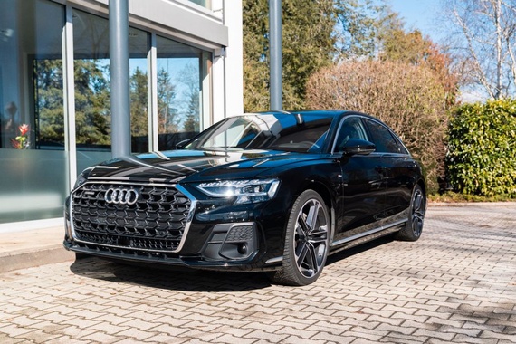 Audi A8 2025