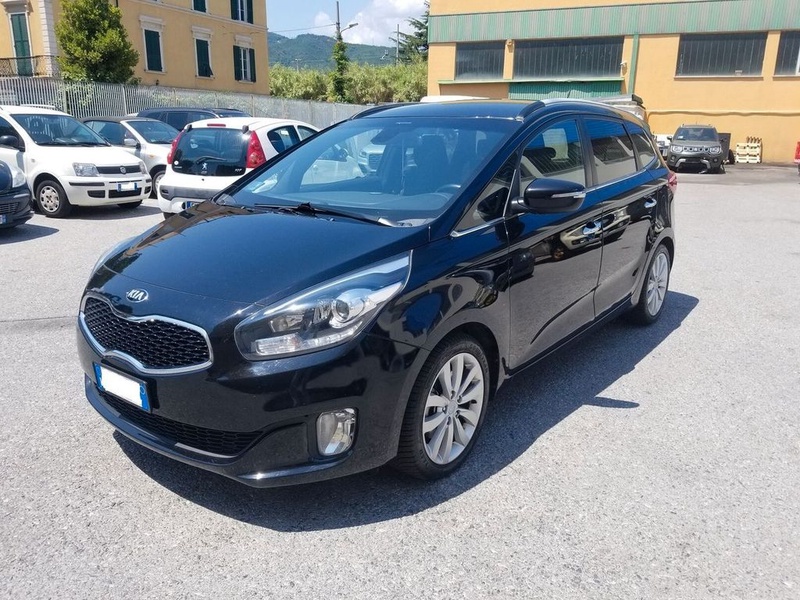 Kia Carens