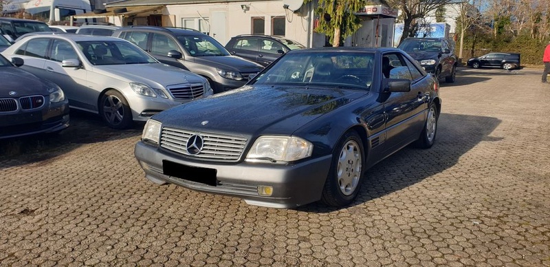 Mercedes-Benz SL-Class