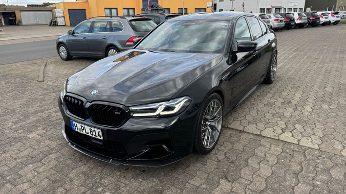 BMW M5 2022
