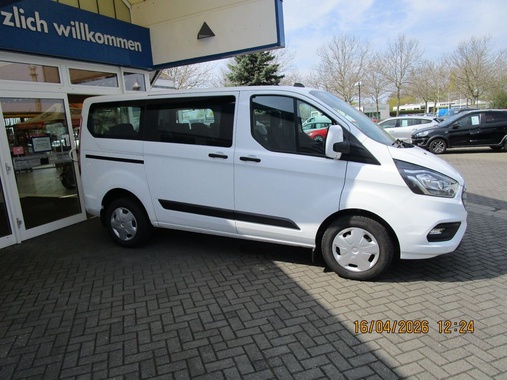 Ford Tourneo Custom 2023