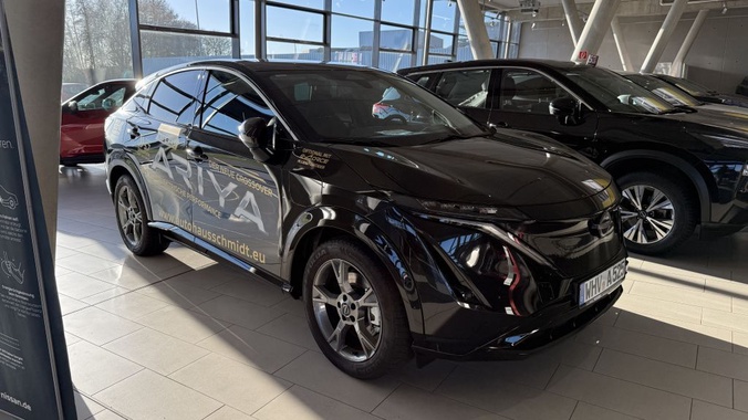 Nissan Ariya 2025