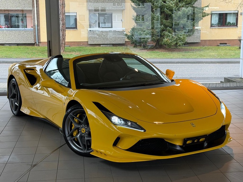 Ferrari F8