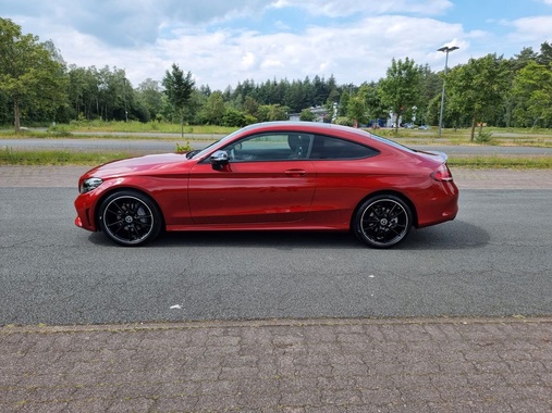 Mercedes-Benz C-Class 2022