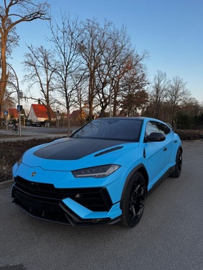 Lamborghini Urus 2024
