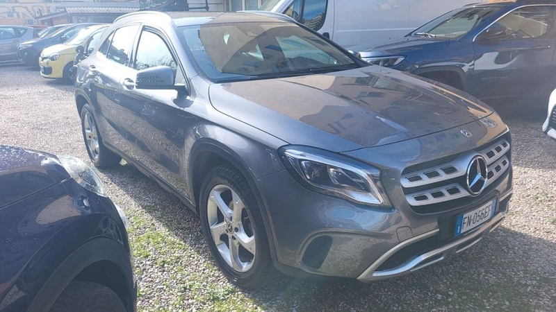 Mercedes-Benz GLA-Class