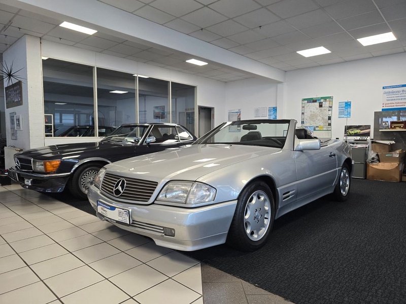 Mercedes-Benz SL-Class