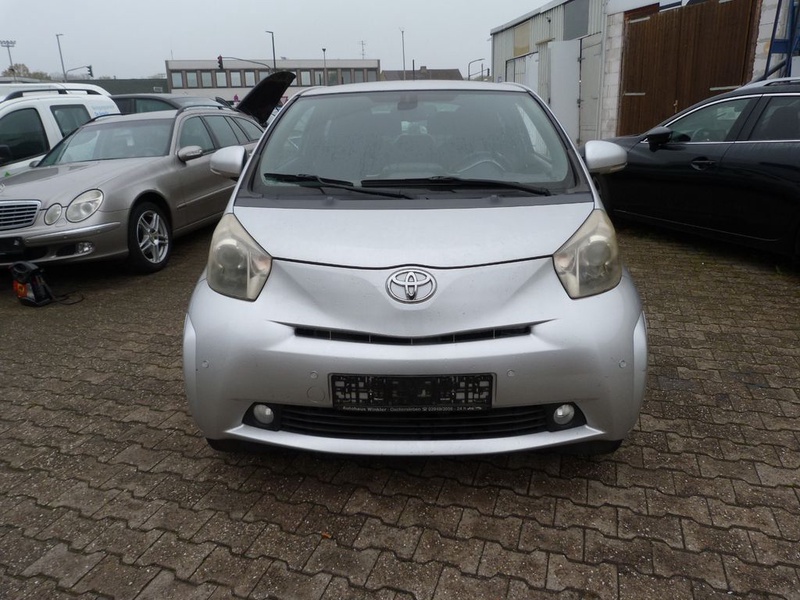 Toyota IQ