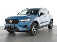 Volvo XC40 2025