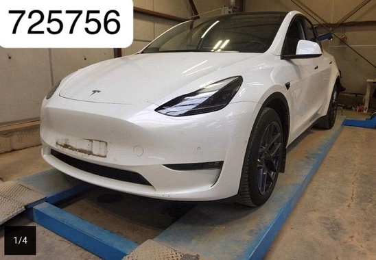Tesla Model Y 2022