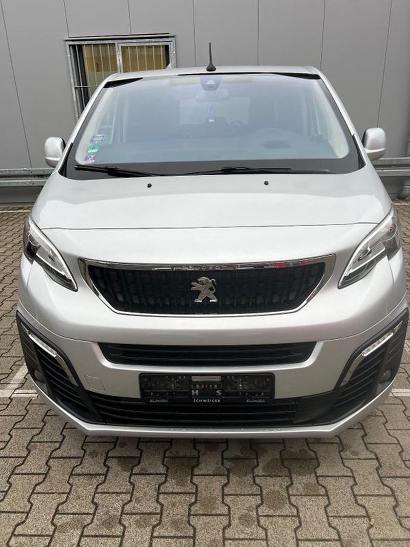 Peugeot Traveller