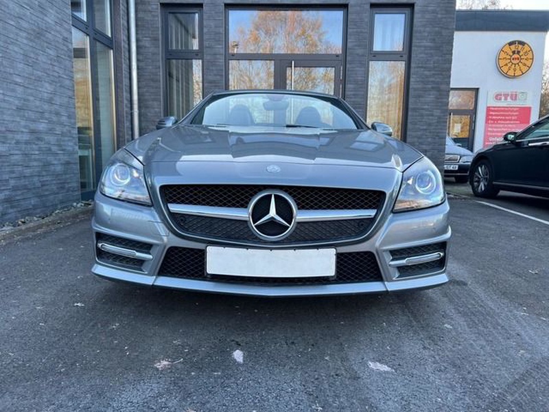 Mercedes-Benz SLK-Class