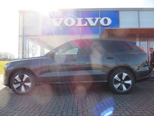 Volvo EX90 2026