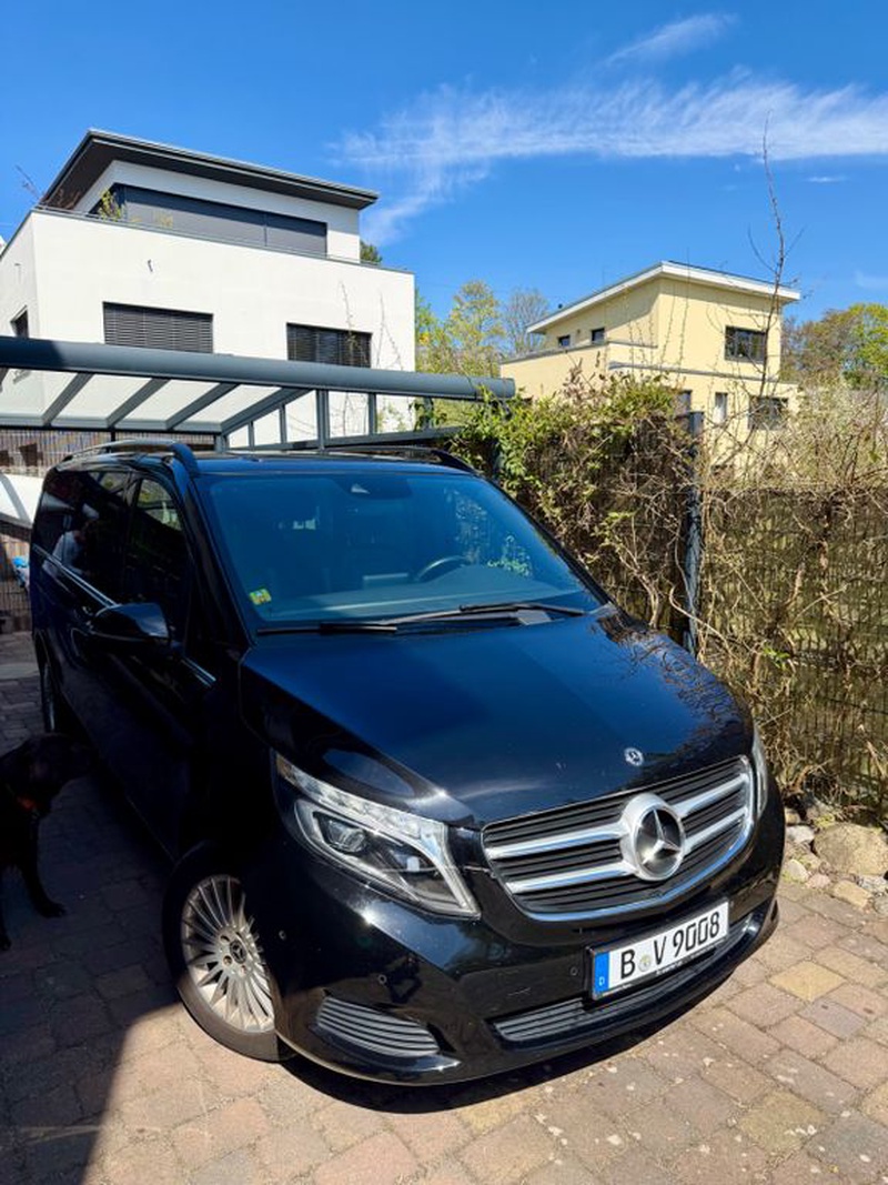 Mercedes-Benz V-Class