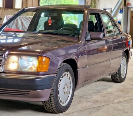 Mercedes-Benz 190 1990
