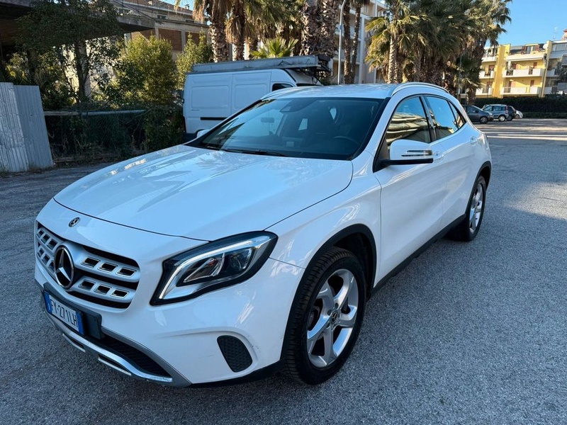 Mercedes-Benz GLA-Class