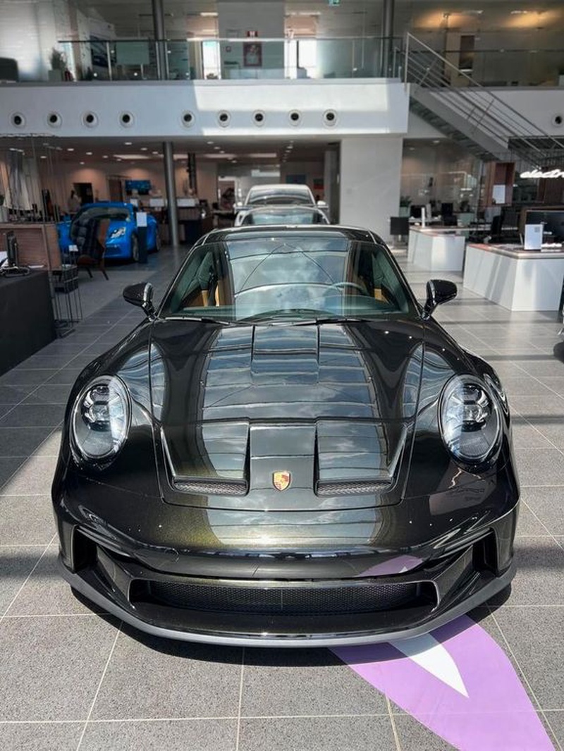 Porsche 992