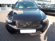 Volvo XC40 2025