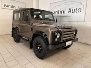 Land Rover Defender 2011