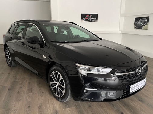 Opel Insignia 2021