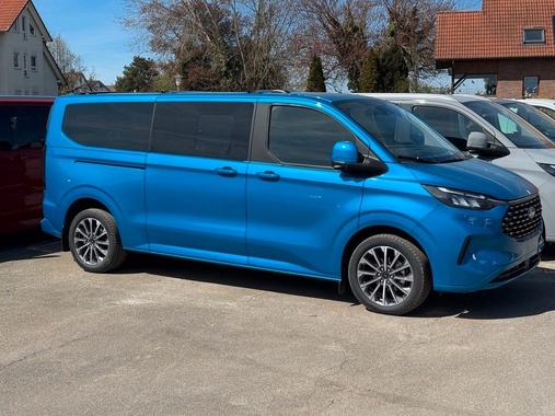 Ford Tourneo Custom 2026