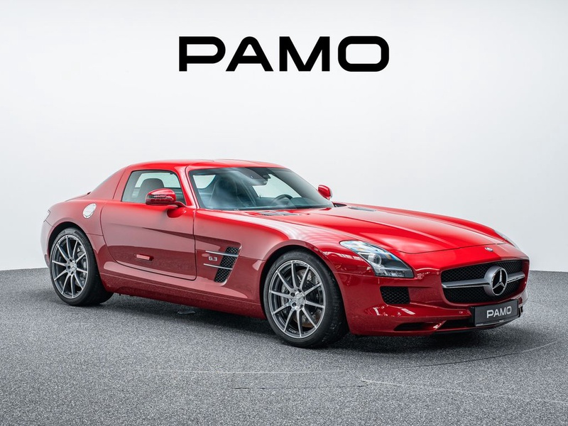 Mercedes-Benz SLS AMG