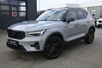 Volvo XC40 2025