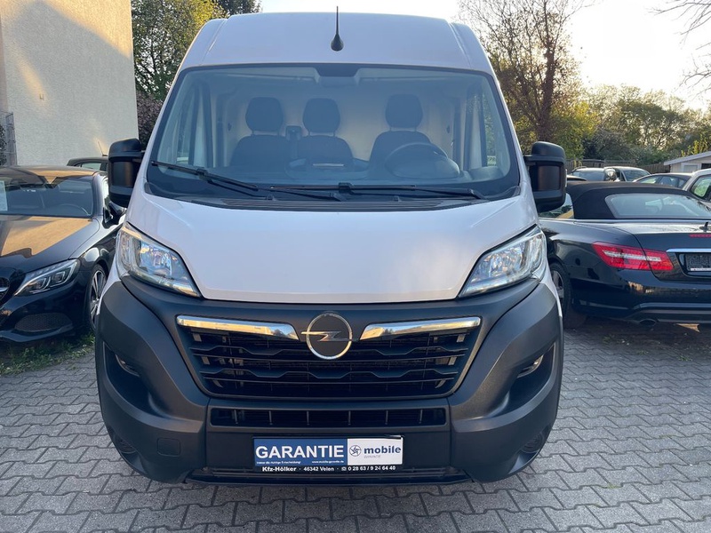 Opel Movano