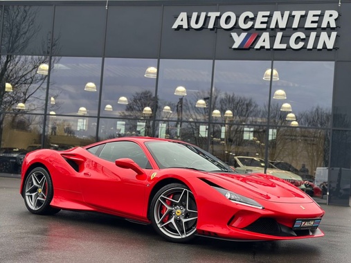Ferrari F8 2021