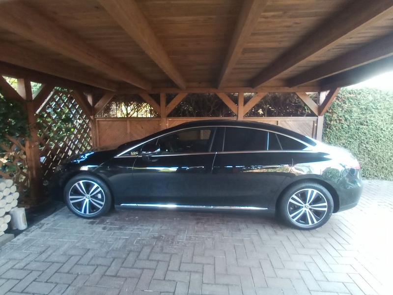Mercedes-Benz EQE