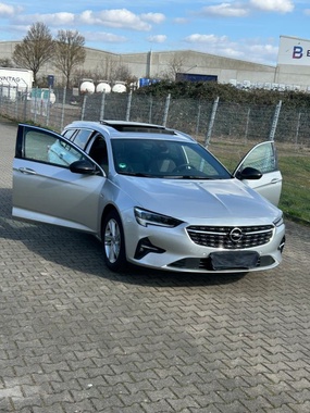 Opel Insignia 2021