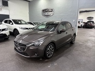 Mazda 2 2017