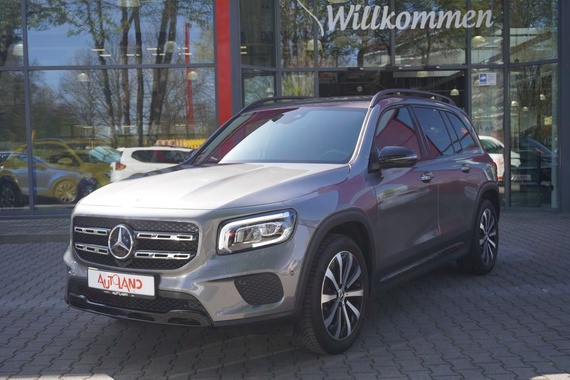 Mercedes-Benz GLB-Class 2023